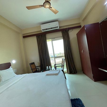 Hotel Golden Wave Пури Экстерьер фото
