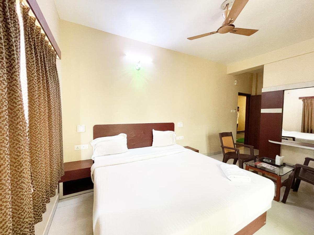 Hotel Golden Wave Пури Экстерьер фото