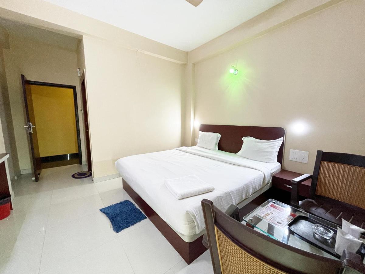Hotel Golden Wave Пури Экстерьер фото