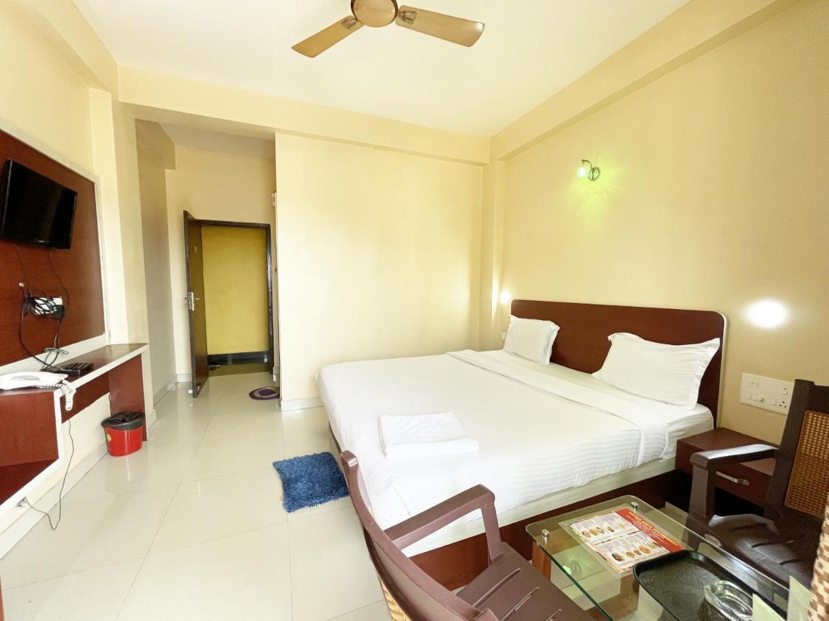 Hotel Golden Wave Пури Экстерьер фото