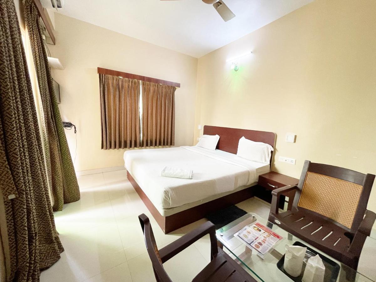 Hotel Golden Wave Пури Экстерьер фото