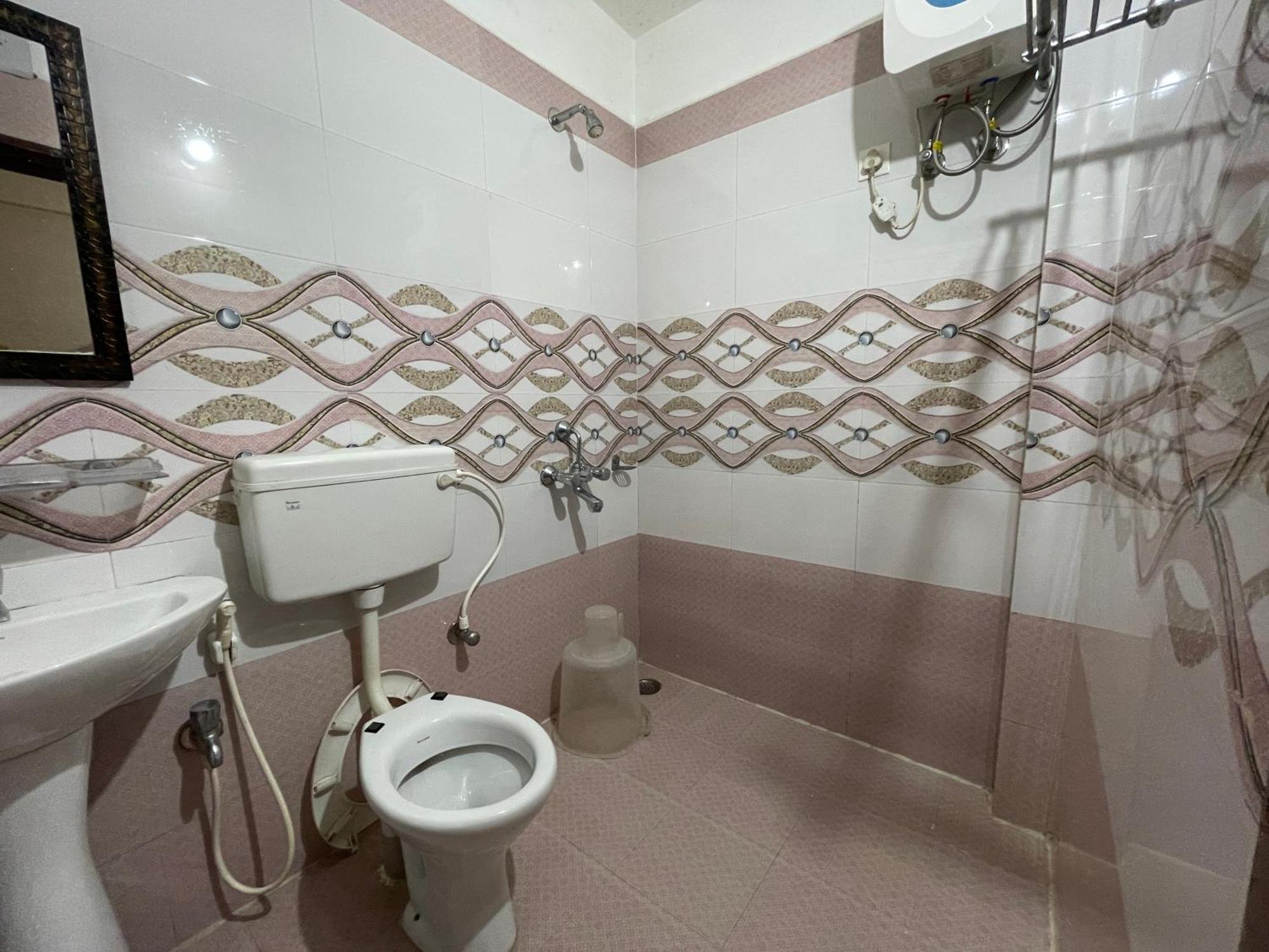 Hotel Golden Wave Пури Экстерьер фото