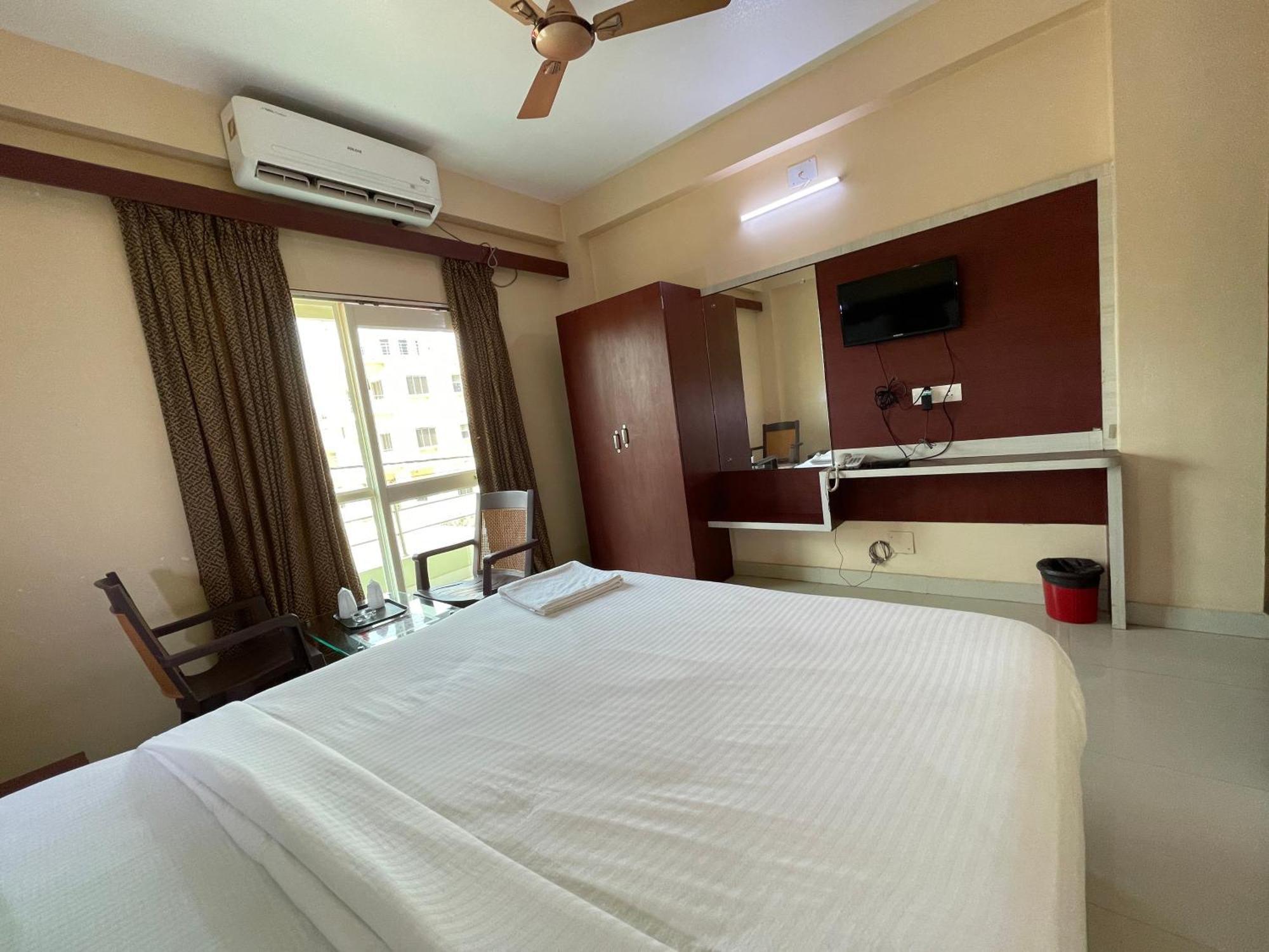 Hotel Golden Wave Пури Экстерьер фото