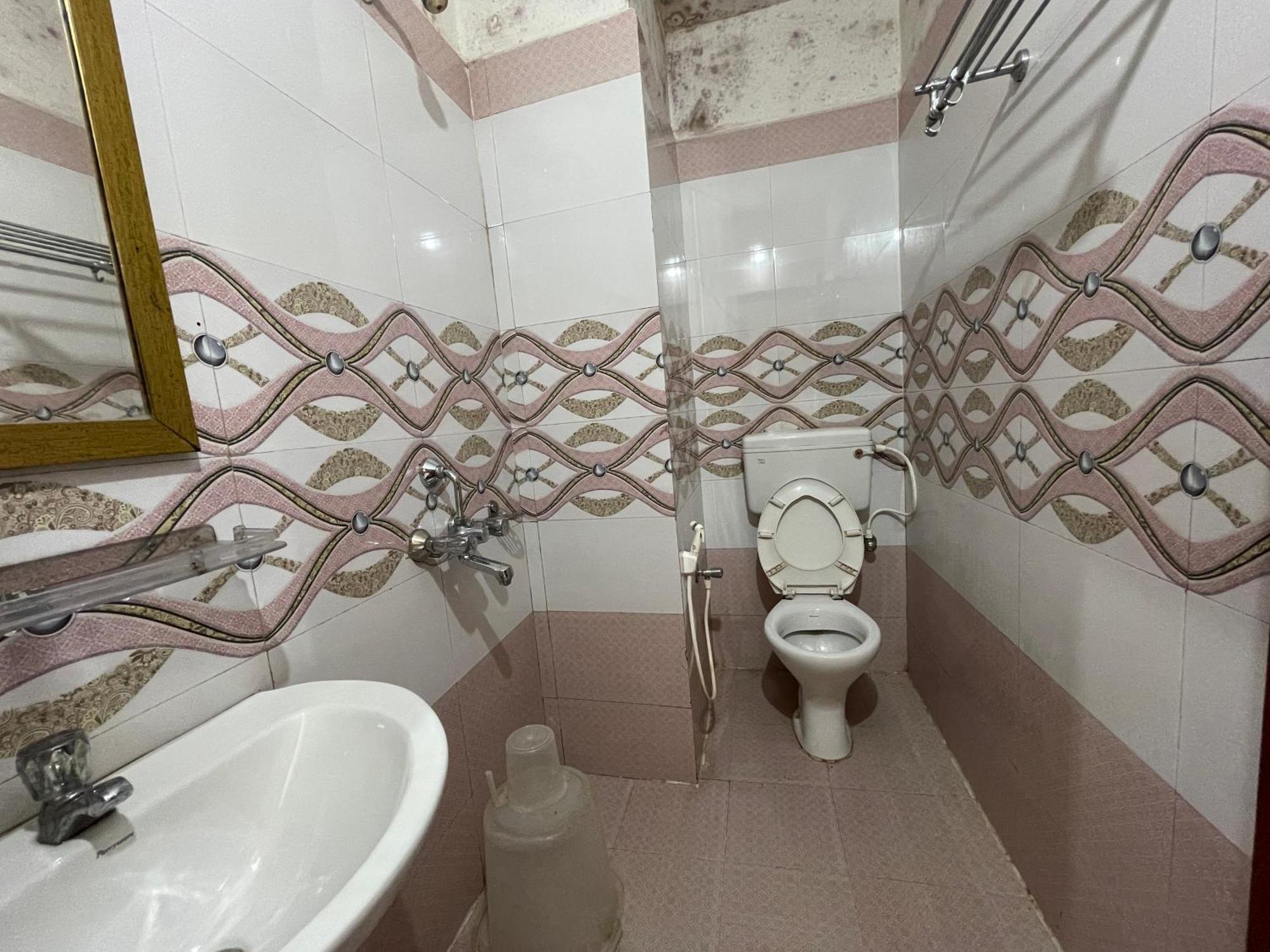 Hotel Golden Wave Пури Экстерьер фото