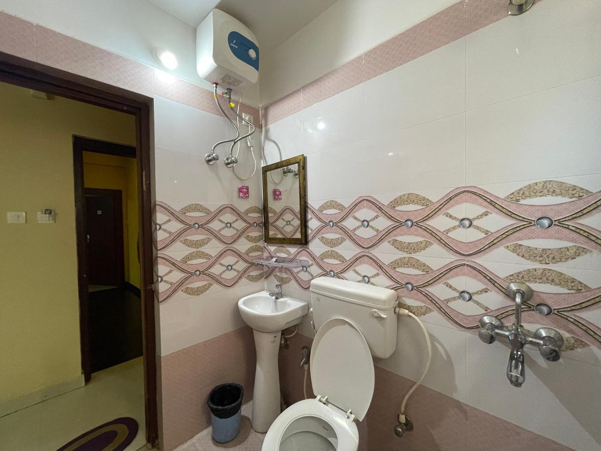 Hotel Golden Wave Пури Экстерьер фото